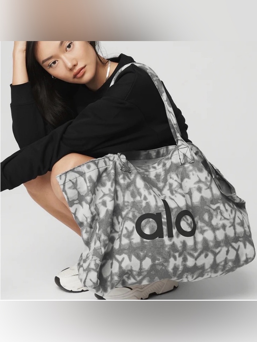 ALO Yoga Gray Tie-Dye Canvas Tote